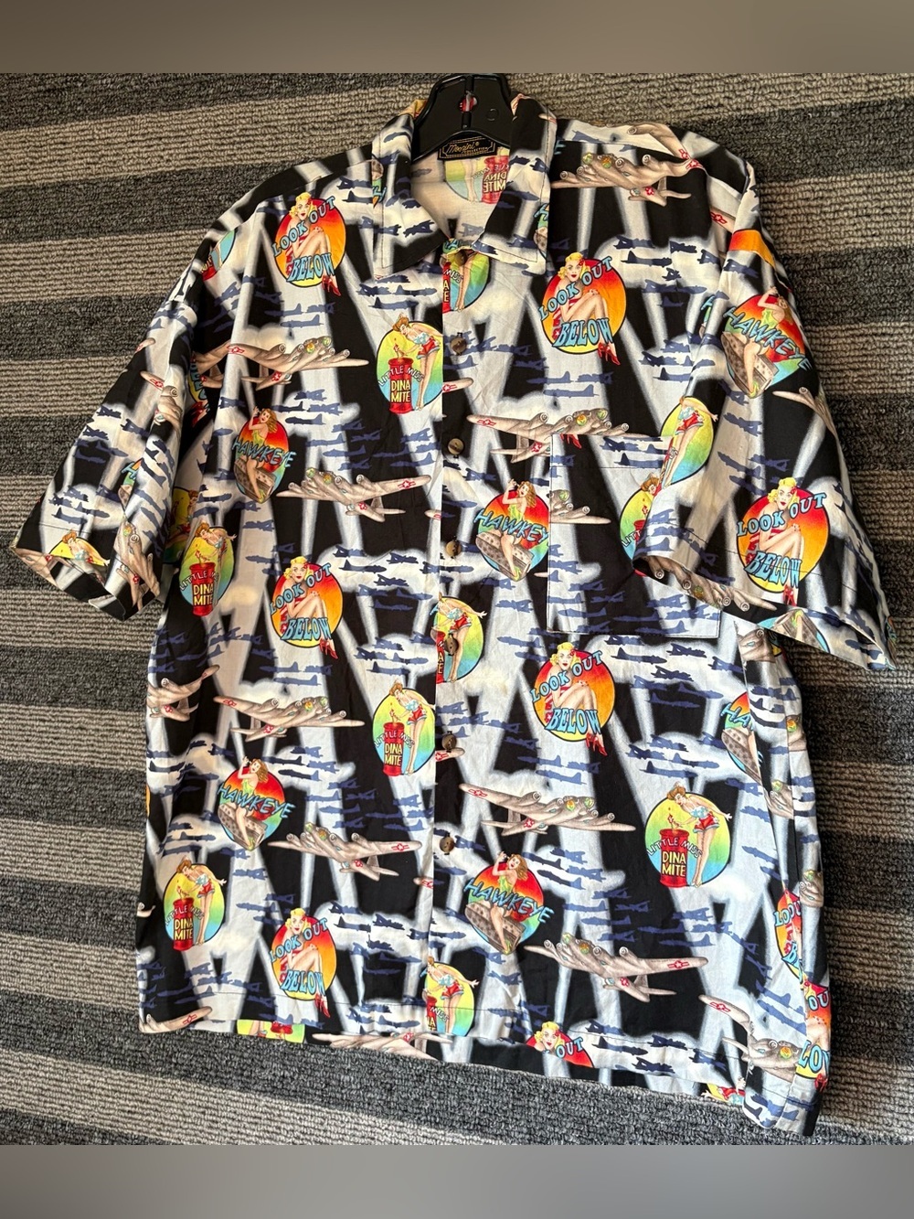 Vintage 90’s Monzini Collection WWII Babes & Planes Rayon Hawaiian Shirt Large